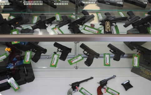 Guns at Arizona EZ-Pawn